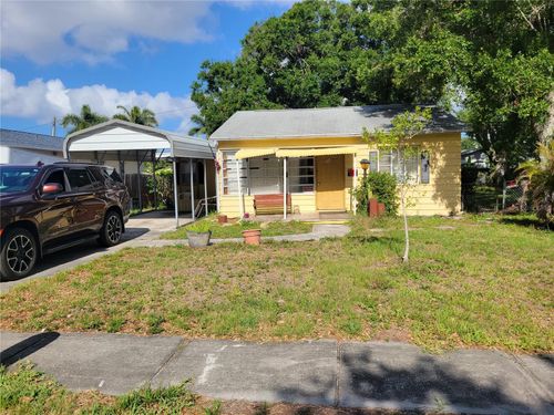 6818 59th St N, PINELLAS PARK, FL, 33781-5450 | Card Image