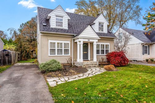 131 Glenwood Ave, Saint Catharines, ON, L2R4C9 | Card Image