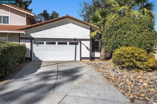 81 Spar Ct, Pleasant Hill, CA, 94523-1213 | Card Image