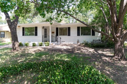 4023 Park Ln, Dallas, TX, 75220-1811 | Card Image