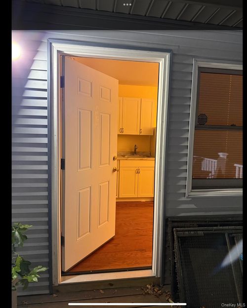 503 Canal Rd, Port Jefferson Station, NY, 11776-3058 | Card Image