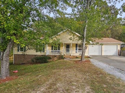 656 Brownwood Cir, Ringgold, GA, 30736-5618 | Card Image