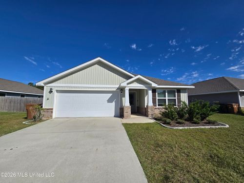 6448 Eastland Cir, Biloxi, MS, 39532-4551 | Card Image
