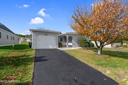 42 Sidney Ct, Brick, NJ, 08724-2453 | Card Image