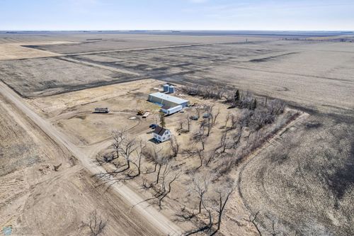 15612 8th St Se, Blanchard, ND, 58009-9302 | Card Image