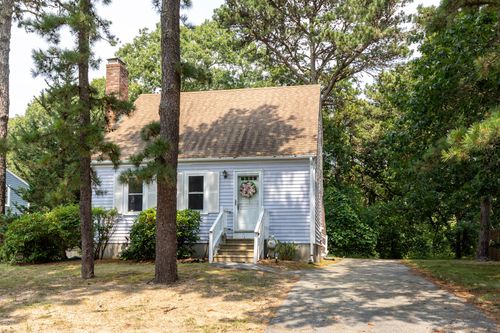 10 Daisy Ln, South Yarmouth, MA, 02664-1108 | Card Image