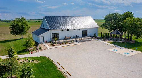 57304 Highway 210, Cambridge, IA, 50046-8584 | Card Image