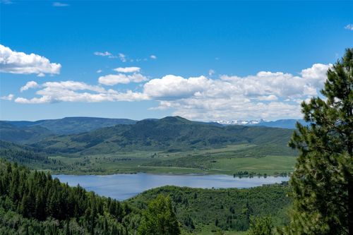 405-31500 Runaway Pl, Steamboat Springs, CO, 80487-8716 | Card Image