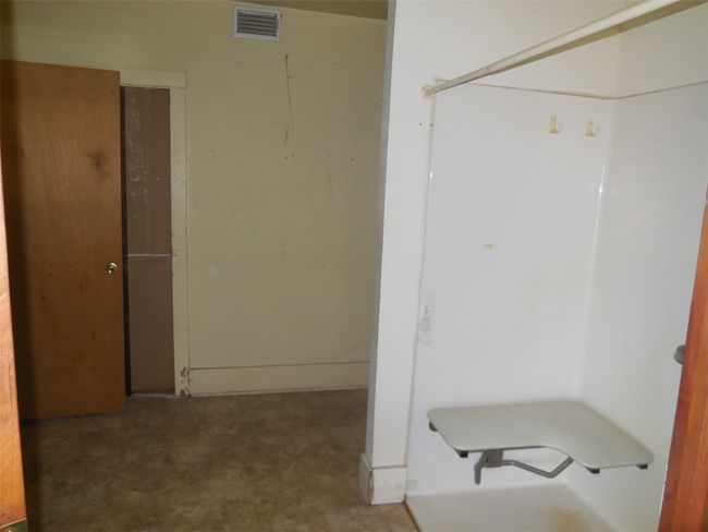 300 N Pecan St, House other with 5 bedrooms, 2 bathrooms and null parking in Ranger TX | Image 13