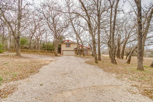 8129 County Road 804, Burleson, TX, 76028-2033 | Card Image