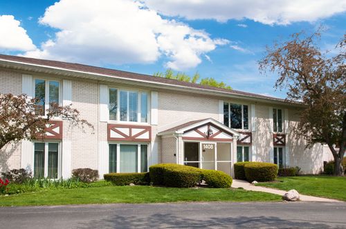 2-b-1408 S New Wilke Rd, Arlington Heights, IL, 60005-3468 | Card Image