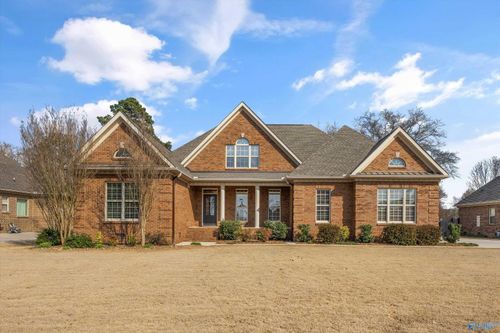 14892 Wildwood Dr, Athens, AL, 35613-7568 | Card Image