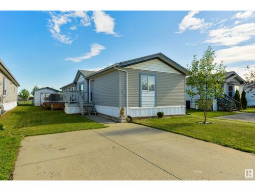 210 Oak Wood Dr Nw, Edmonton, AB, T6P0A3 | Card Image