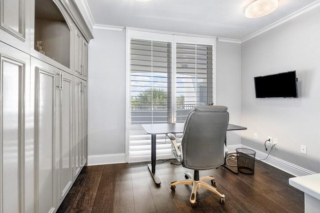APT-317 - 2001 Se Sailfish Point Blvd, Condo with 2 bedrooms, 3 bathrooms and null parking in Stuart FL | Image 17