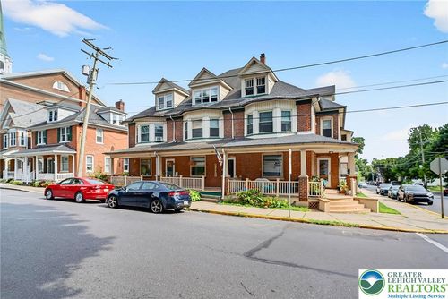 23 Center Street, Nazareth Boro, PA, 18064 | Card Image