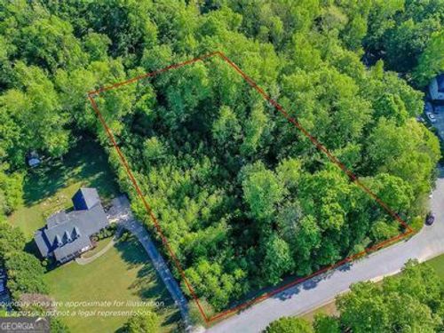 133 Four Oaks Dr, Griffin, GA, 30224-7418 | Card Image