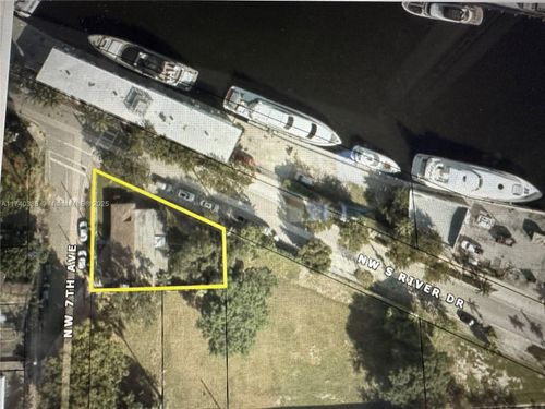 325 Nw 7th Ave, Miami, FL, 33128-1517 | Card Image