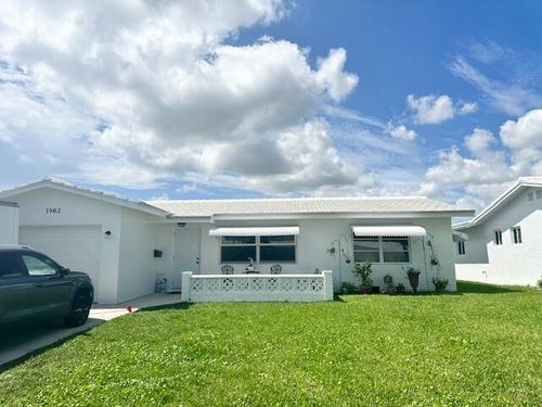 1902 Sw Roma Way, Boynton Beach, FL, 33426-6504 | Card Image