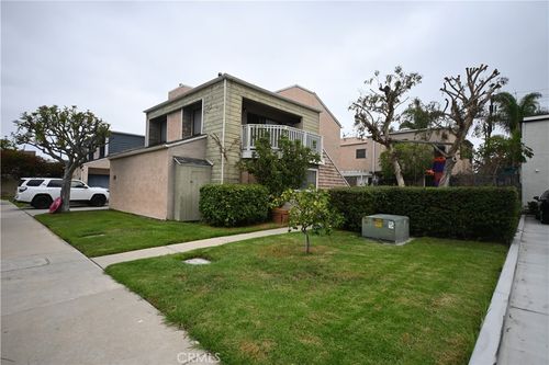 16572 Jib Cir, Huntington Beach, CA, 92649-3563 | Card Image