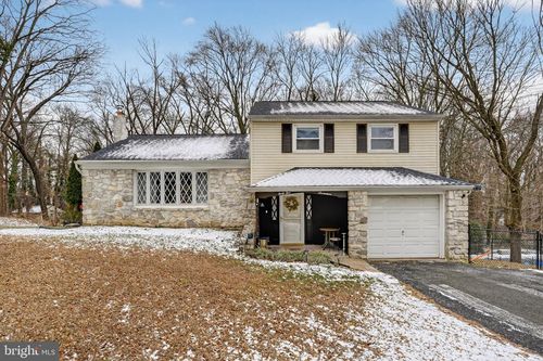 4517 E Yates Rd, BENSALEM, PA, 19020-4944 | Card Image