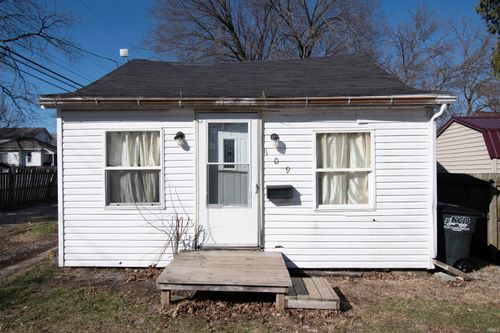 109 E Factory St, Lagrange, IN, 46761-1407 | Card Image