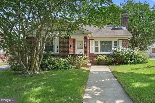 72 Sackarackin Ave, DOVER, DE, 19901-4458 | Card Image