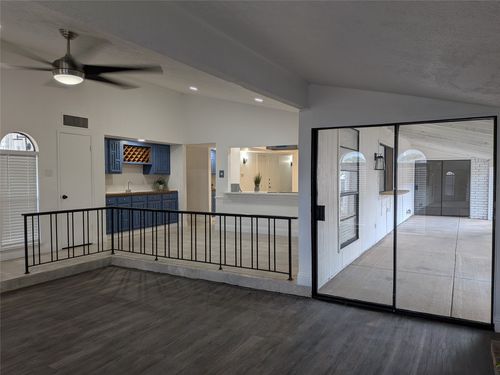 9015 High Plain Ln, Dallas, TX, 75249-1116 | Card Image