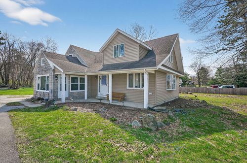 70111 Fir Rd, Niles, MI, 49120-5992 | Card Image