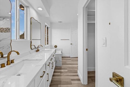 unit-11-949 Nantucket Blvd, Salinas, CA, 93906-4608 | Card Image