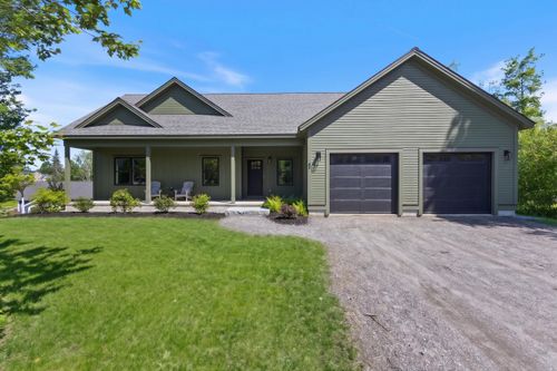 43 Rose Douglas Ln, Brunswick, ME, 04011-7126 | Card Image