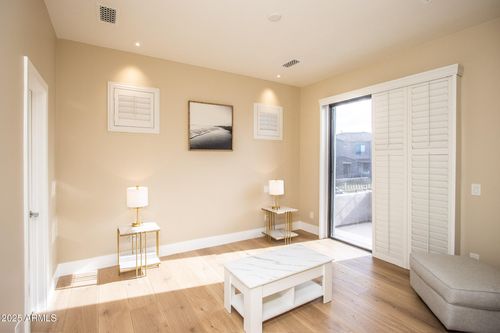 1068-7445 E Eagle Crest Dr, Mesa, AZ, 85207-1026 | Card Image
