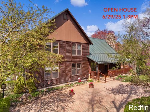 9547 Downes St Ne, Lowell, MI, 49331-9772 | Card Image