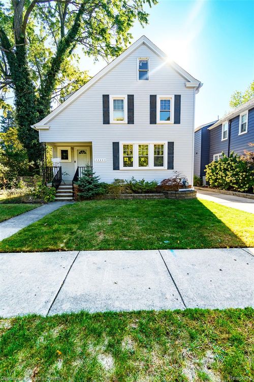 22223 Military St, Dearborn, MI, 48124-2783 | Card Image