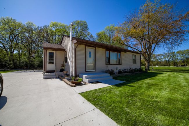 1106 E Colley Rd, House other with 4 bedrooms, 1 bathrooms and null parking in BELOIT WI | Image 38