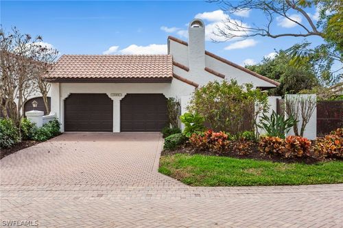 23-588 Tierra Mar Ln, NAPLES, FL, 34108-2721 | Card Image