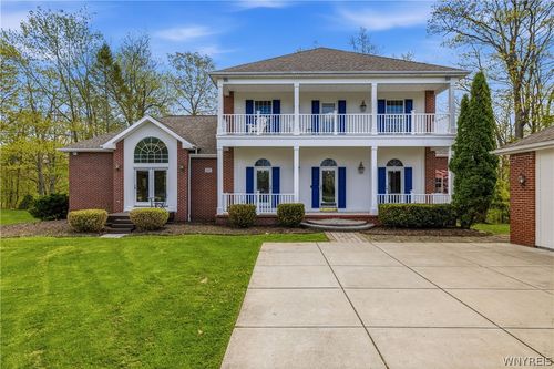 207 Forest Creek Ln, Grand Island, NY, 14072-3505 | Card Image