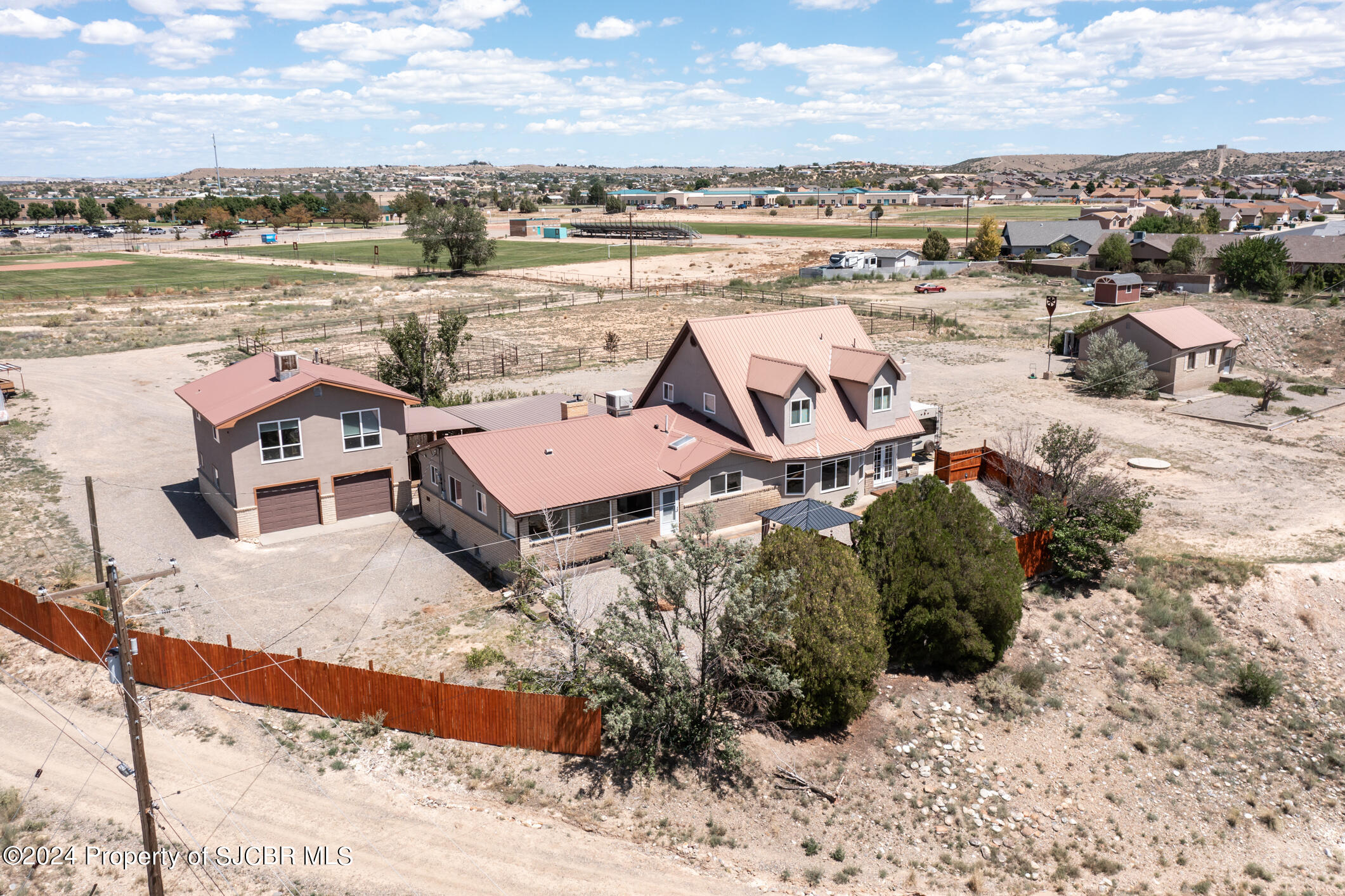 Valentine Rd, Farmington, NM 87401