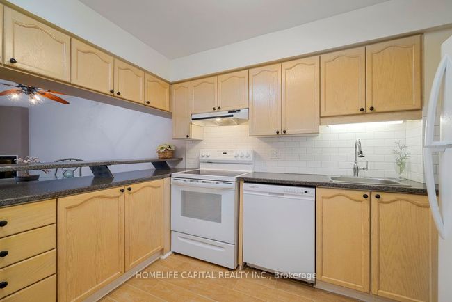 342 Briston Pvt, Condo with 2 bedrooms, 2 bathrooms and 1 parking in Ottawa ON | Image 9