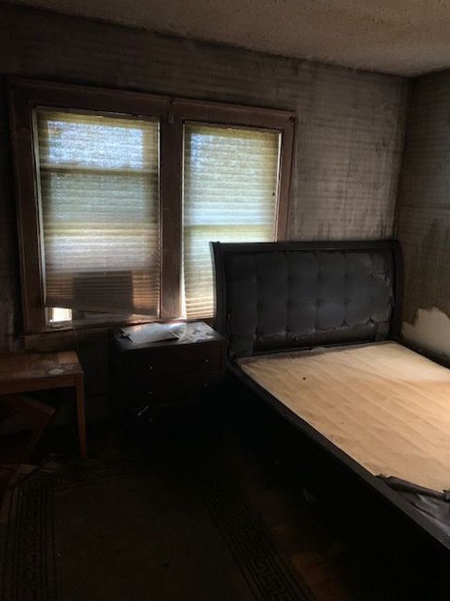733 Cadillac St, House other with 2 bedrooms, 1 bathrooms and null parking in Flint MI | Image 10