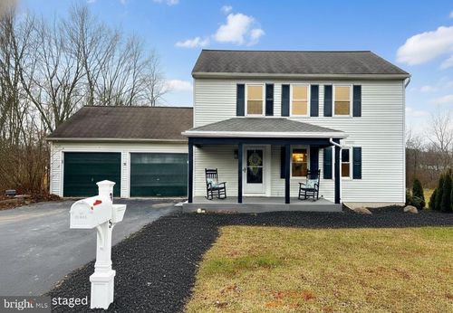 325 Village Spring Ln, REINHOLDS, PA, 17569-9524 | Card Image
