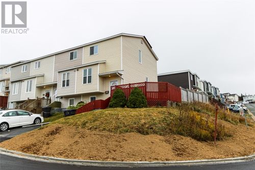 17 Nash Cres, Mount Pearl, NL, A1N3G6 | Card Image