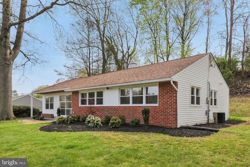 1306 Stotesbury Ave, GLENSIDE, PA, 19038-7442 | Card Image