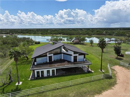 600 County Road 305, Encino, TX, 78353-5400 | Card Image