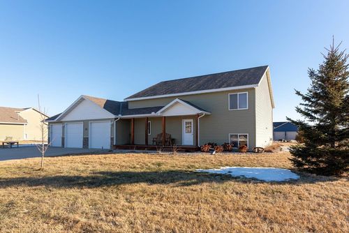 141 Chase Avenue, Nicollet, MN, 56074 | Card Image