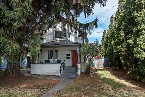 603 E 3rd Ave, Ellensburg, WA, 98926-3469 | Card Image