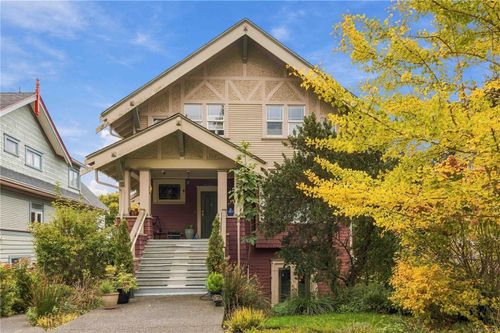 1-1421 Richardson St, Victoria, BC, V8S1R1 | Card Image