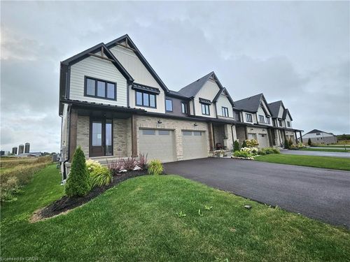 30 Anne St, Harriston, ON, N0G | Card Image