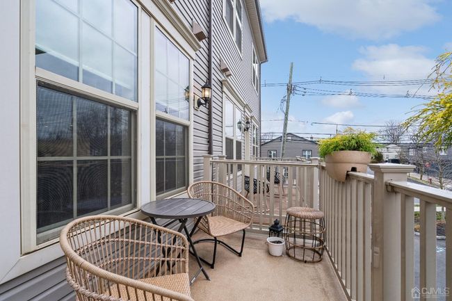 5 Robeson St, Townhouse with 2 bedrooms, 3 bathrooms and null parking in Somerville NJ | Image 11