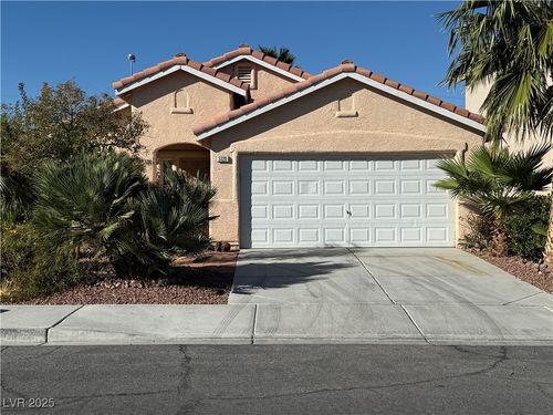 5320 Fall Meadows Ave, Las Vegas, NV, 89130-7042 | Card Image