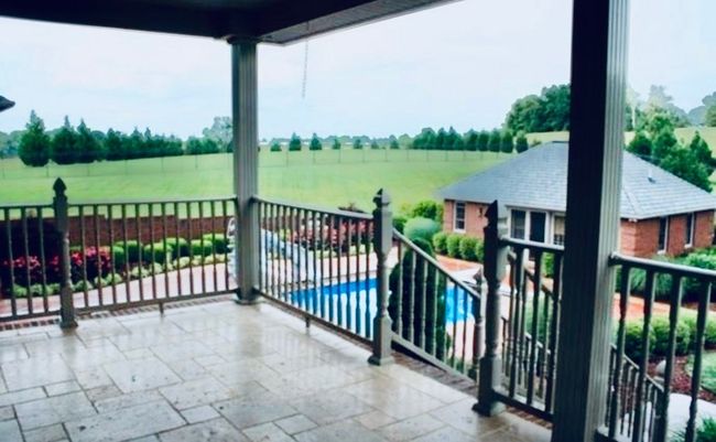122 Fairway Acres Dr, Home with 7 bedrooms, 5 bathrooms and 3 parking in Dunmor KY | Image 11